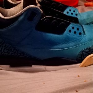 Jordans 3 powder blues